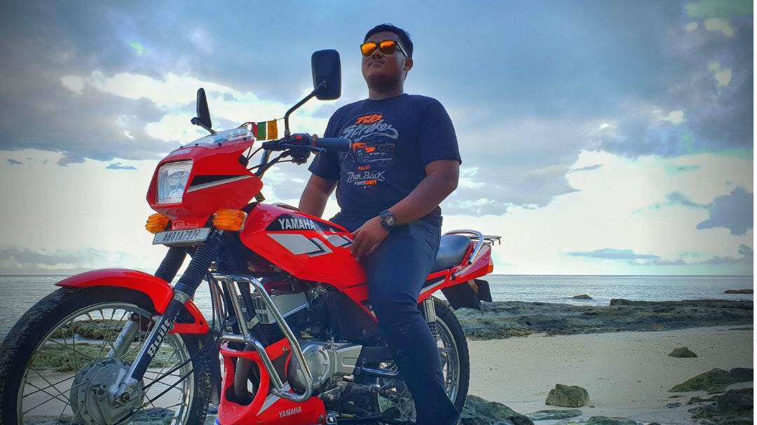 Two Stroke Tuesdays : 1998 Yamaha RXZ - Bringing The Love Back