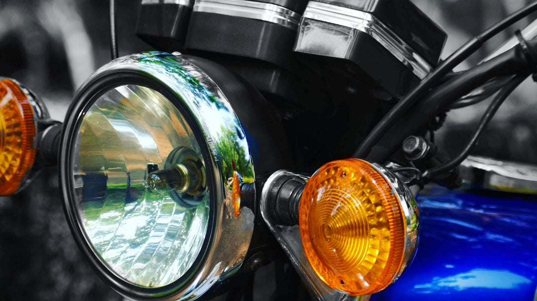 Two Stroke Tuesdays : 1999 RX 135 - RX Country