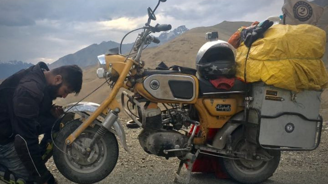 Two Stroke Tuesdays E21 : Rajdoot Bobby GTS - The Trophy Bike