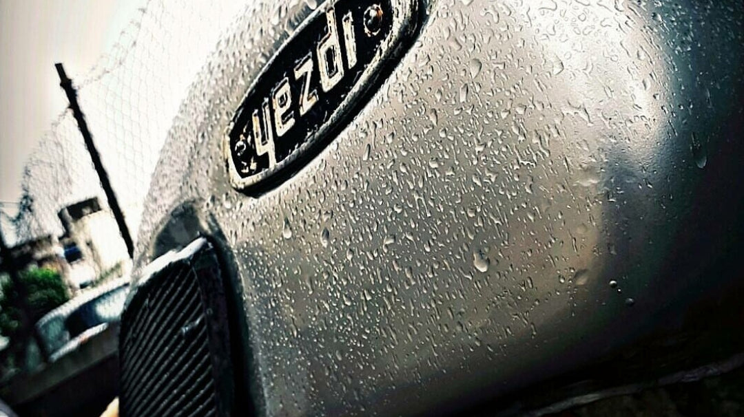 Two Stroke Tuesdays E15 : The Two Stroke Itch