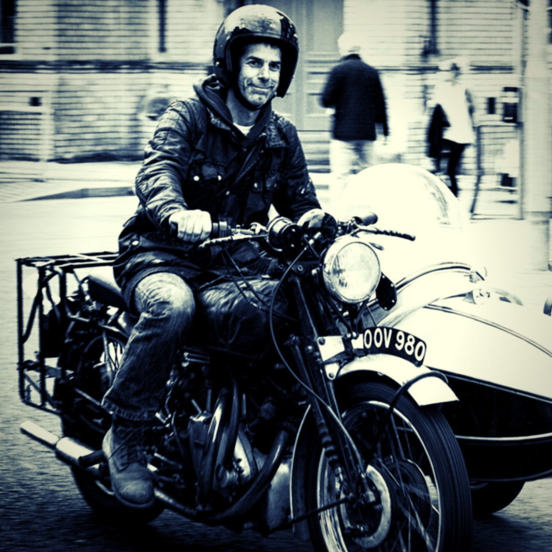 10 Signs that you love your Motorcycle